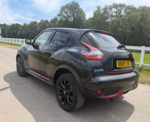 2014 Nissan Juke 1.2 Dig-T Acenta Premium Manual 6spd Euro 5 (s/s) 5dr in Black — image 4