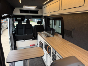2020 Mercedes-Benz Sprinter Camper Van Pro Conversion Mwb 2.0cdi in White — image 4