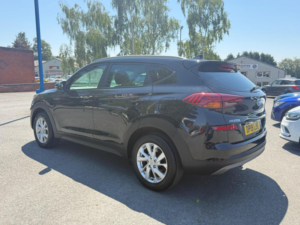 2018 Hyundai Tucson 1.6 T-Gdi Se Nav Euro 6 (s/s) 5dr in Black — image 4