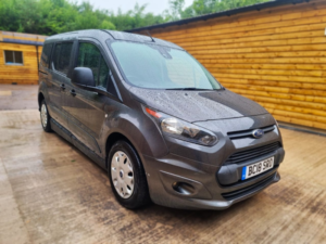 2018 Ford Grand Tourneo Connect Side Entry Passenger Up Front Auto Wheelchair Accessible Disabled Access Vehicle Wav in Grey — image 4