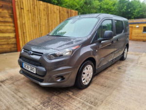 2018 Ford Grand Tourneo Connect Side Entry Passenger Up Front Auto Wheelchair Accessible Disabled Access Vehicle Wav in Grey — image 5