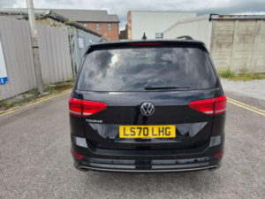 2021 Volkswagen Touran 1.5 Tsi Evo R-Line DSG Euro 6 (s/s) 5dr in Black — image 5