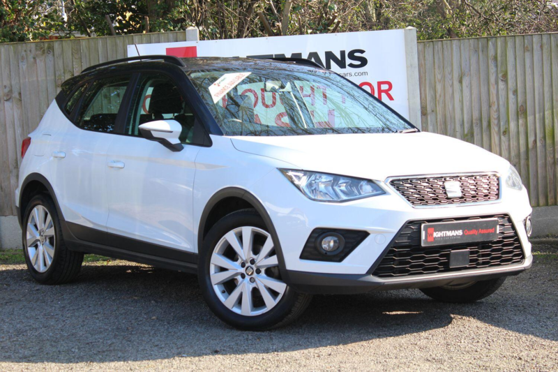 2018 SEAT Arona 1.0 Tsi Se Technology in White — image 1