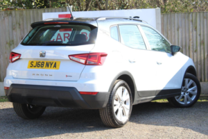 2018 SEAT Arona 1.0 Tsi Se Technology in White — image 6
