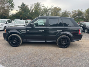 2011 Land Rover Range Rover Sport 3.0 Td V6 Hse Commandshift 4WD Euro 5 5dr in Black — image 6