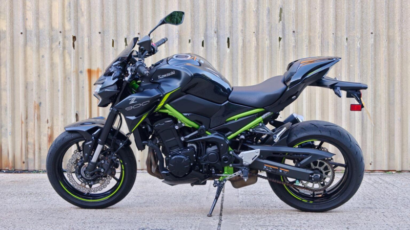 2022 Kawasaki Z900 900 Supernaked Euro 5 in Black — image 1