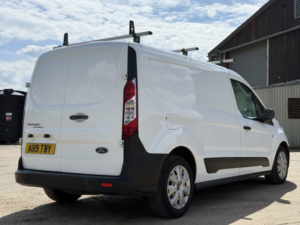 2019 Ford Transit Connect 1.5 210 Ecoblue in White — image 3
