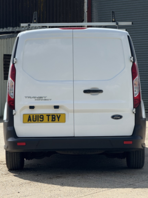 2019 Ford Transit Connect 1.5 210 Ecoblue in White — image 4