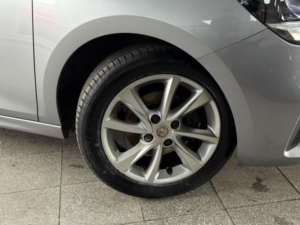 2020 Vauxhall Corsa 1.2 Se Premium Euro 6 5dr in Grey — image 2
