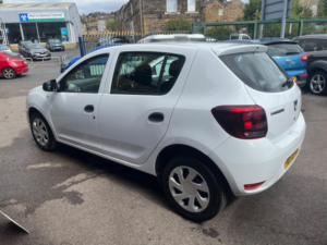 2019 Dacia Sandero 1.0 Sce Essential Euro 6 5dr in White — image 4