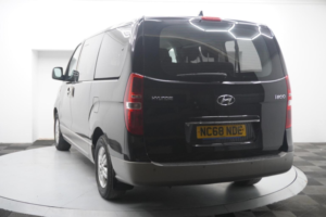 2018 Hyundai I800 2.5 Crdi Se Nav Euro 6 5dr in Black — image 4