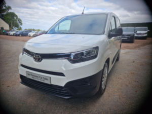 2022 Toyota Proace City 1.5 Bluehdi Active in White — image 2