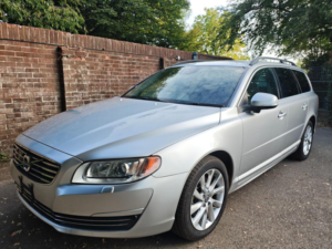 2013 Volvo V70 1.6 T4 Se Lux Estate 5dr Petrol Powershift Euro 5 (180 Ps) in Silver — image 4