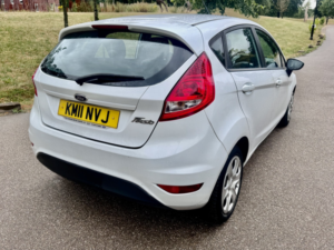 2011 Ford Fiesta 1.3 Edge in White — image 5