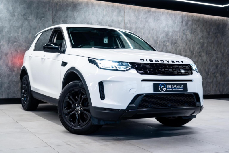 2020 Land Rover Discovery Sport 2.0 D150 Mhev S Auto 4WD Euro 6 (s/s) 5dr in White — image 1