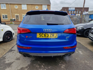 2013 Audi Sq5 3.0 Bitdi V6 SUV 5dr Diesel Tiptronic Quattro Euro 5 (s/s) (313 Ps) in Blue — image 3