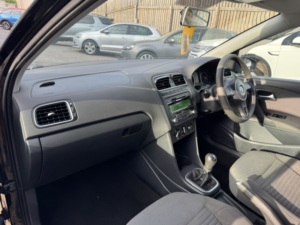 2013 Volkswagen Polo 1.2 Tdi Match Edition Hatchback 5dr Diesel Manual Euro 5 (75 Ps) in Black — image 6