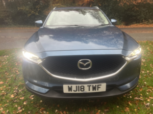 2018 Mazda Cx-5 2.2 Skyactiv-D Sport Nav in Blue — image 3