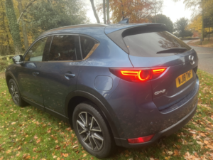 2018 Mazda Cx-5 2.2 Skyactiv-D Sport Nav in Blue — image 6