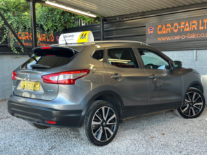2014 Nissan Qashqai 1.5 Dci Tekna in Grey — image 5