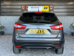 2014 Nissan Qashqai 1.5 Dci Tekna in Grey — image 6