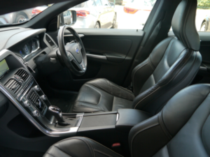 2015 Volvo Xc60 2.0 D4 R-Design Lux Nav SUV 5dr Diesel Auto Euro 6 (s/s) (190 Ps) in Grey — image 2