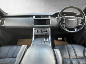 2014 Land Rover Range Rover Sport 3.0 Sd V6 Autobiography Dynamic SUV 5dr Diesel Auto 4WD Euro 5 (s/s) (292 Ps) in Red — image 2