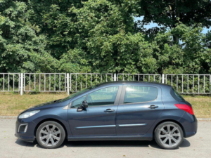 2013 Peugeot 308 1.6 E-Hdi Active Egc Euro 5 (s/s) 5dr in Blue — image 4
