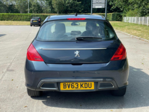 2013 Peugeot 308 1.6 E-Hdi Active Egc Euro 5 (s/s) 5dr in Blue — image 6