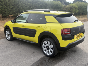 2016 Citroen C4 Cactus 1.2 Puretech Flair in Yellow — image 5