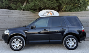 2013 Land Rover Freelander 2 2.2 Td4 Black And White in Black — image 2
