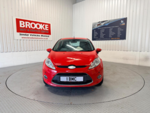 2009 Ford Fiesta 1.6 Tdci Titanium 5dr in Red — image 5
