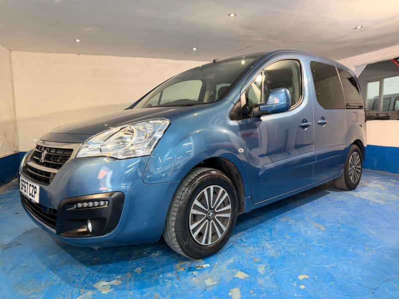 2017 Peugeot Partner 1.6 in Blue — image 1