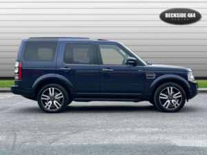 2015 Land Rover Discovery 3.0 Discovery Se Tech Sdv6 Auto 4WD 5dr in Blue — image 2