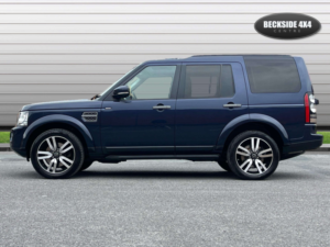 2015 Land Rover Discovery 3.0 Discovery Se Tech Sdv6 Auto 4WD 5dr in Blue — image 6