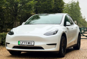 2023 Tesla Model Y (dual Motor) Long Range Auto 4wde 5dr in White — image 2