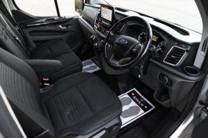 2021 Ford Transit Custom 2.0 320 Ecoblue Limited Crew Van L2 H1 Euro 6 (s/s) 5dr (6 Seat) in Silver — image 3