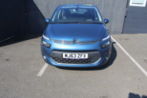 2013 Citroen C4 Picasso 1.6 E-Hdi Airdream Exclusive in Blue — image 5
