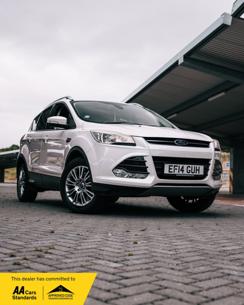 2014 Ford Kuga 2.0 Tdci Titanium SUV 5dr Diesel Manual 2WD Euro 5 (140 Ps) in White — image 1