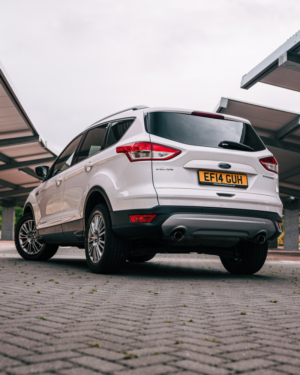 2014 Ford Kuga 2.0 Tdci Titanium SUV 5dr Diesel Manual 2WD Euro 5 (140 Ps) in White — image 6