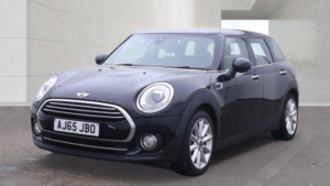 2015 MINI Clubman 2.0 Cooper D Auto Euro 6 (s/s) 6dr in Black — image 2
