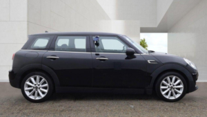 2015 MINI Clubman 2.0 Cooper D Auto Euro 6 (s/s) 6dr in Black — image 5