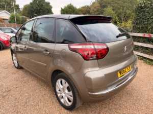 2012 Citroen C4 Picasso 1.6 Hdi Platinum Euro 5 5dr in Brown — image 5