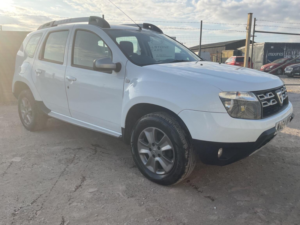 2015 Dacia Duster 1.5 Dci Laureate Euro 5 5dr in White — image 2