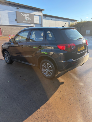 2016 Suzuki Vitara 1.6 Sz4 SUV 5dr Petrol Manual Euro 6 (s/s) (120 Ps) in Black — image 3