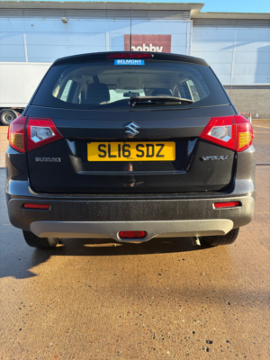 2016 Suzuki Vitara 1.6 Sz4 SUV 5dr Petrol Manual Euro 6 (s/s) (120 Ps) in Black — image 4