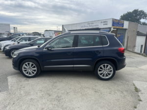2011 Volkswagen Tiguan 2.0 Tdi Bluemotion Tech Sport in Blue — image 6
