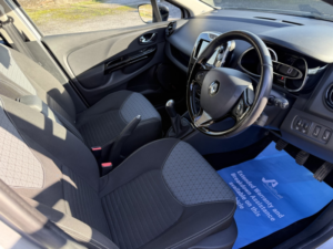 2014 Renault Clio 1.5 Dynamique S Medianav Dci 90 Stop & Start in Silver — image 3