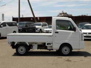 2024 Suzuki Carry MINI Pick Up 660cc Manual 4WD 2024 in White — image 3