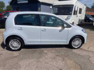 2016 Volkswagen Up! 1.0 Move Up! Hatchback 5dr Petrol Manual Euro 6 (60 Ps) in Silver — image 5
